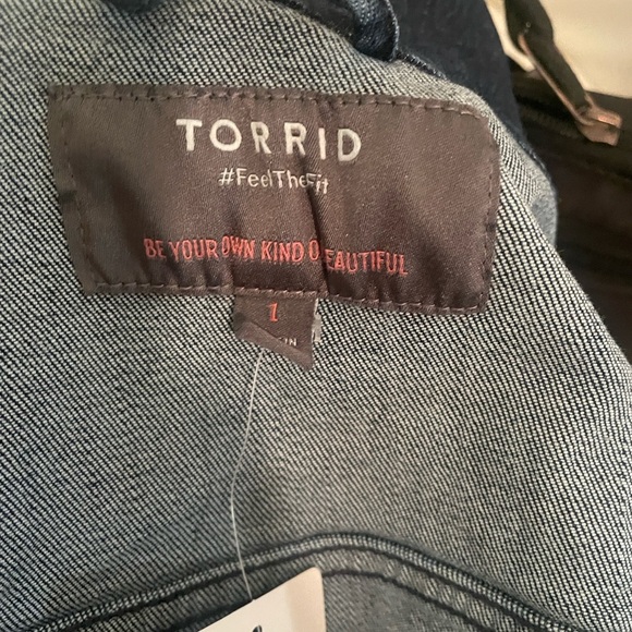Torrid Blue Denim Vest - Picture 2 of 11